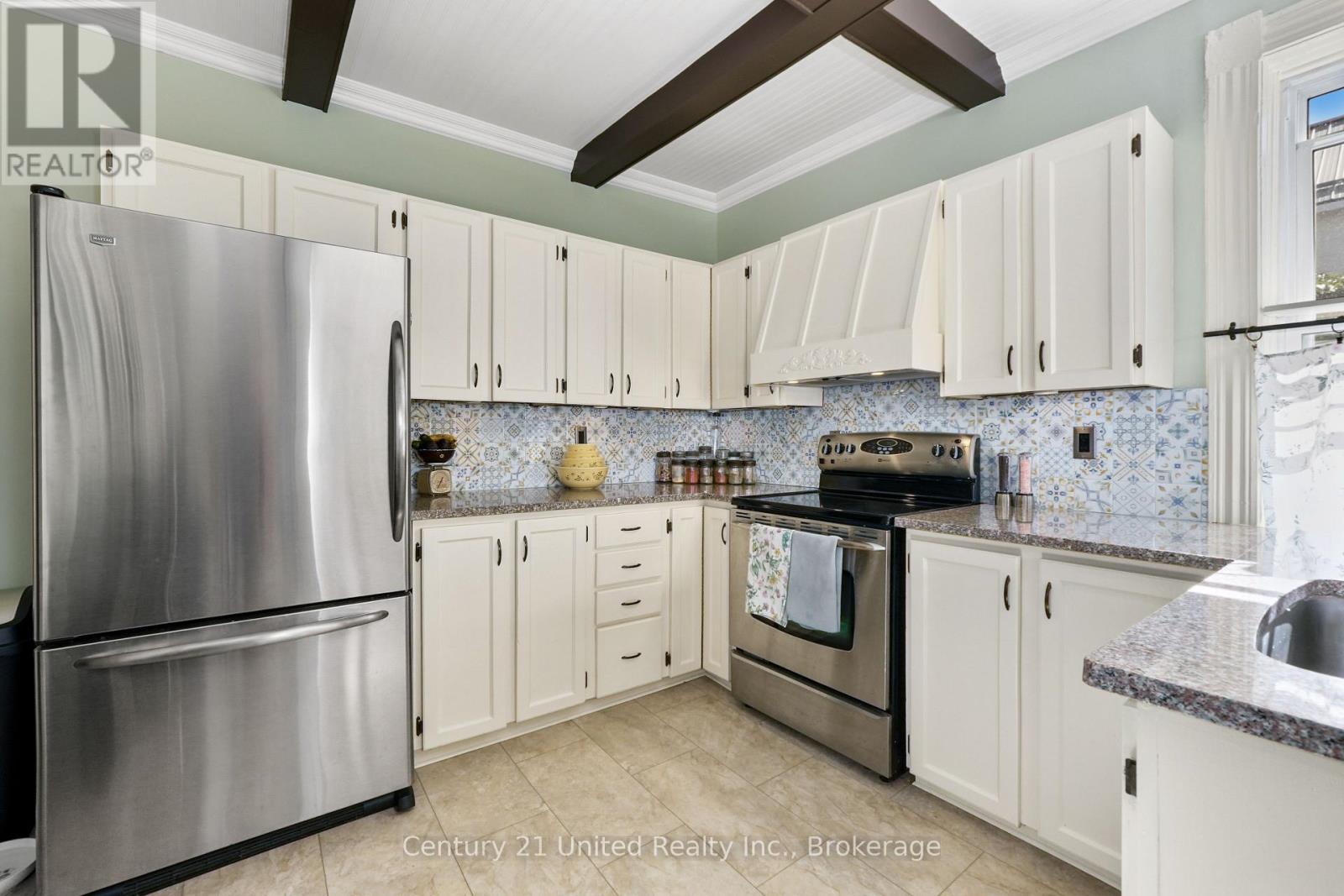 5 GEORGE STREET E - 13