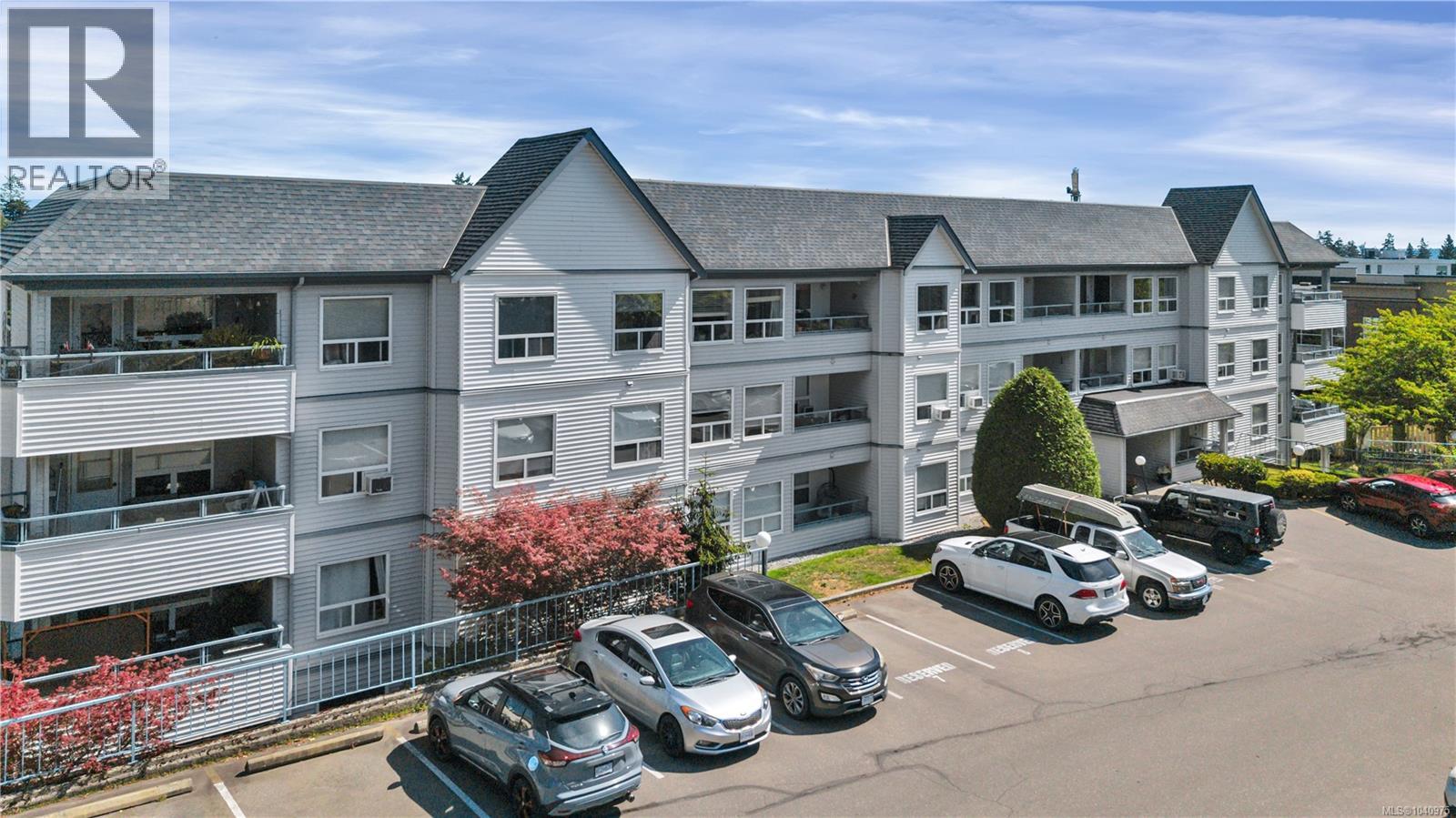 #302 1631 Dufferin Cres - 22