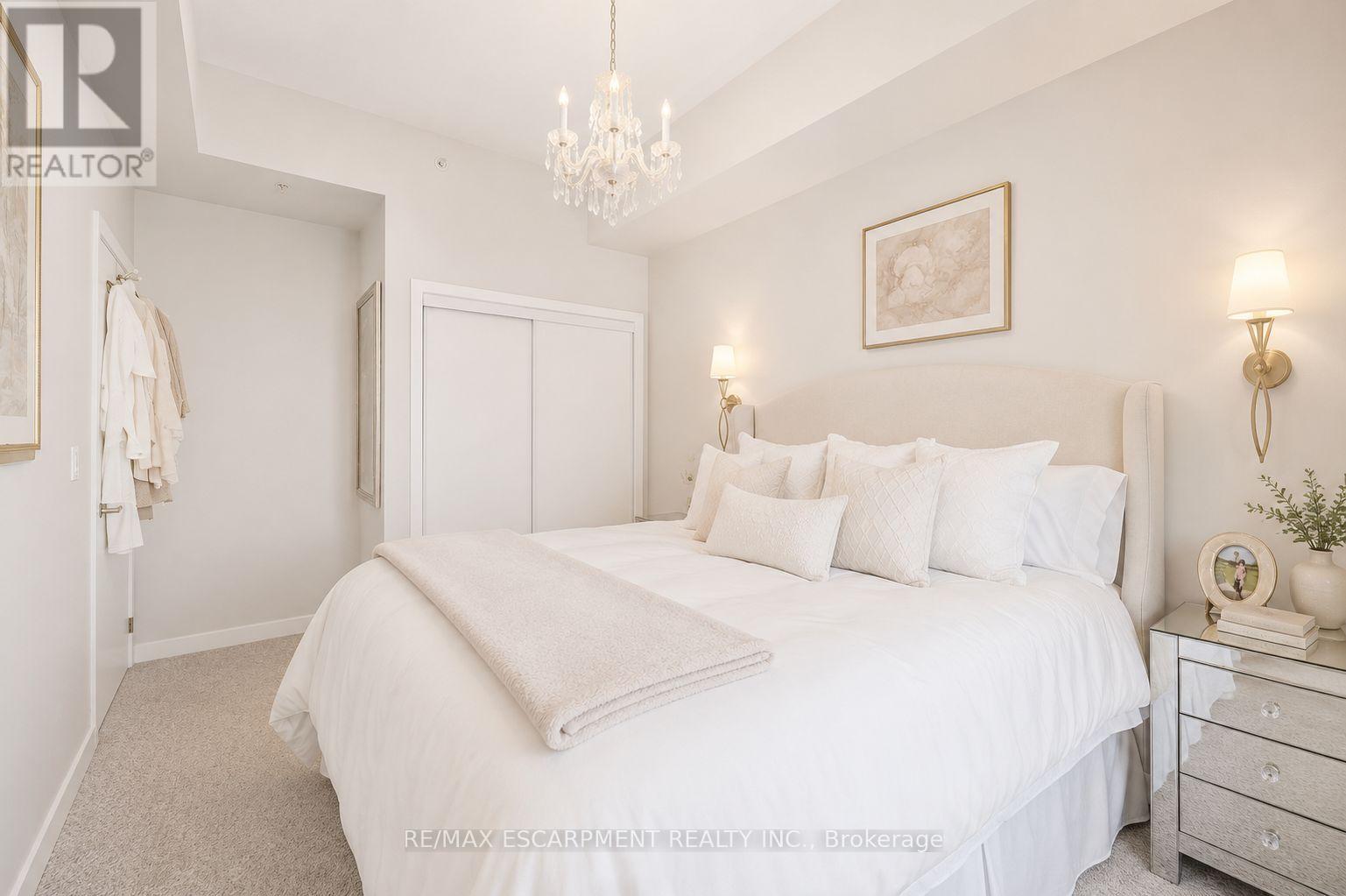 #PH #811 2486 OLD BRONTE ROAD - 12