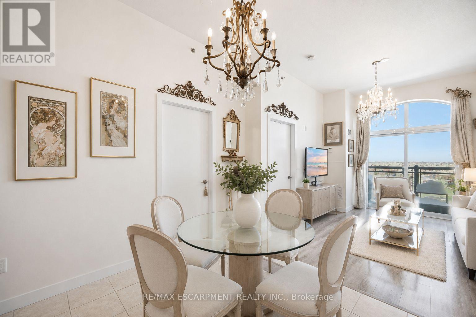 #PH #811 2486 OLD BRONTE ROAD - 6