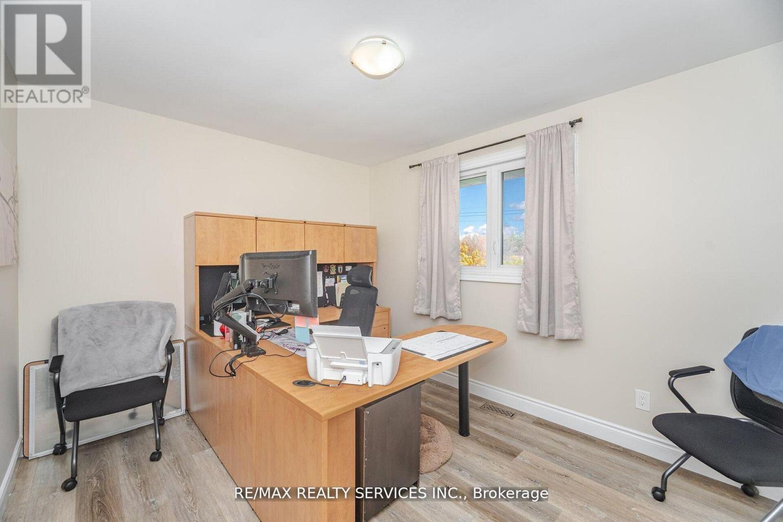 32 CALEDON STREET - 17