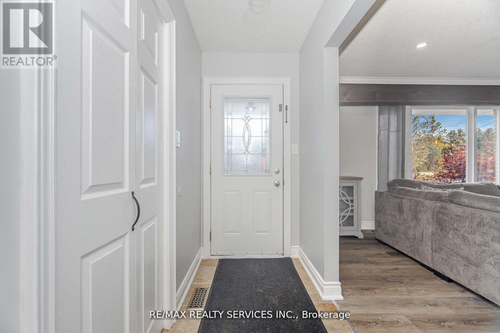 32 CALEDON STREET - 5