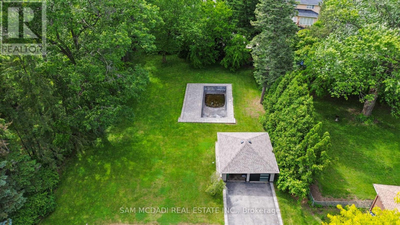 1481 BUNSDEN AVENUE - 42