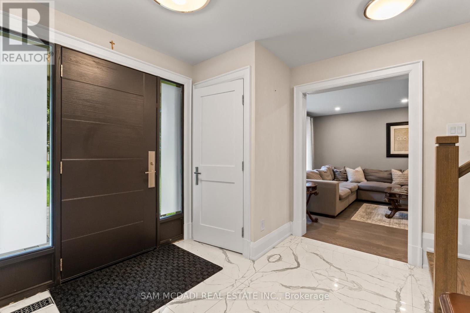 1481 BUNSDEN AVENUE - 5
