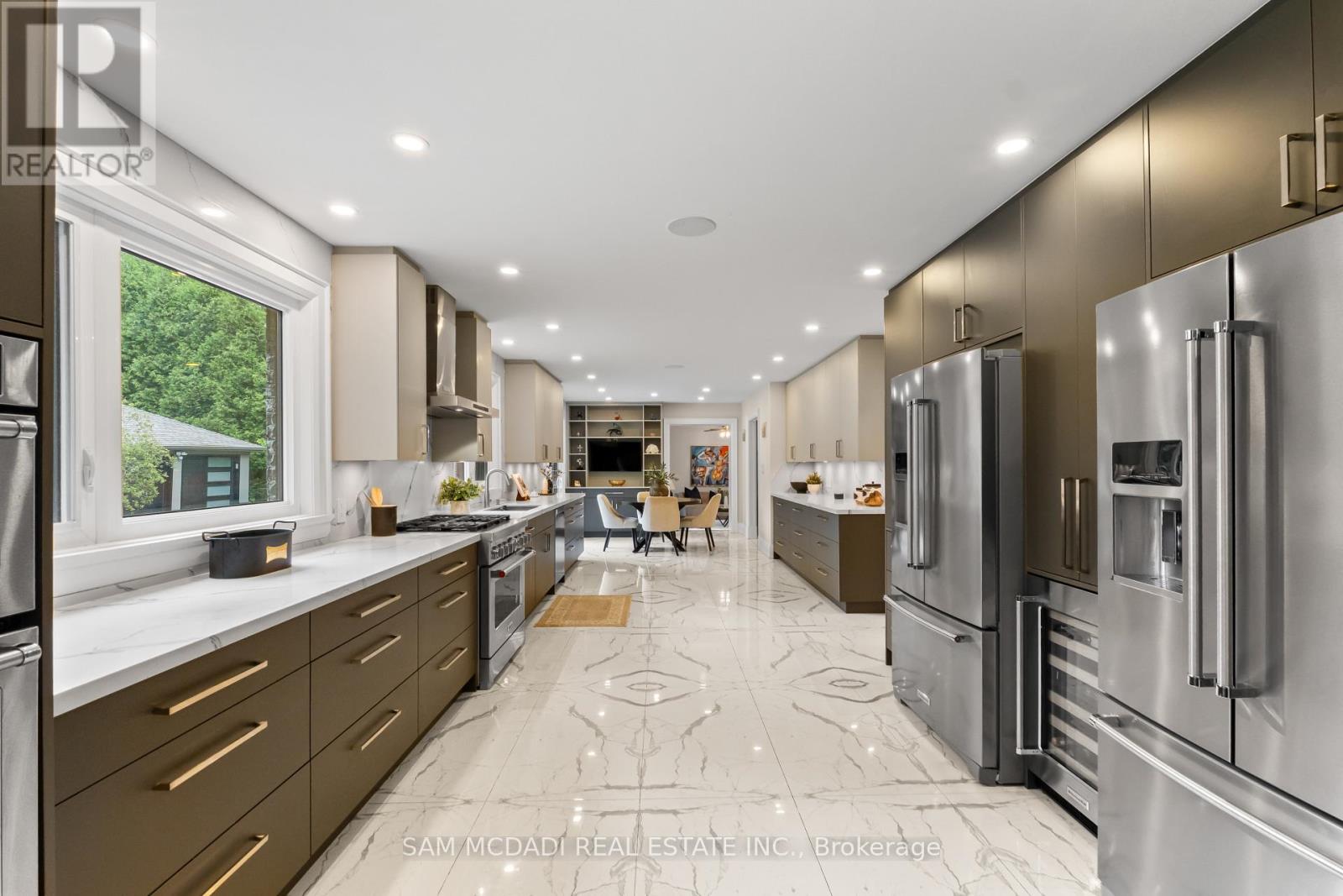 1481 BUNSDEN AVENUE - 8