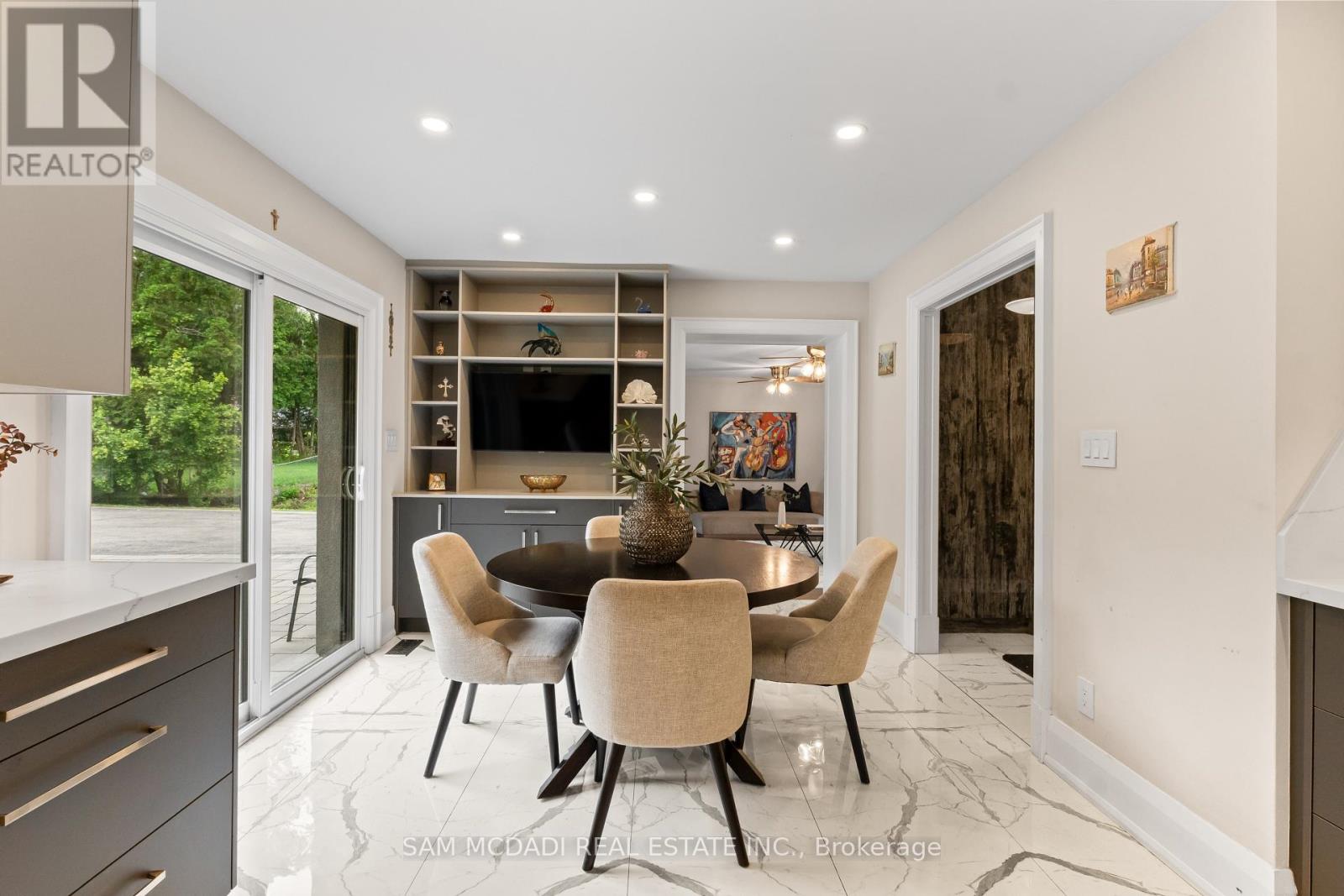 1481 BUNSDEN AVENUE - 9