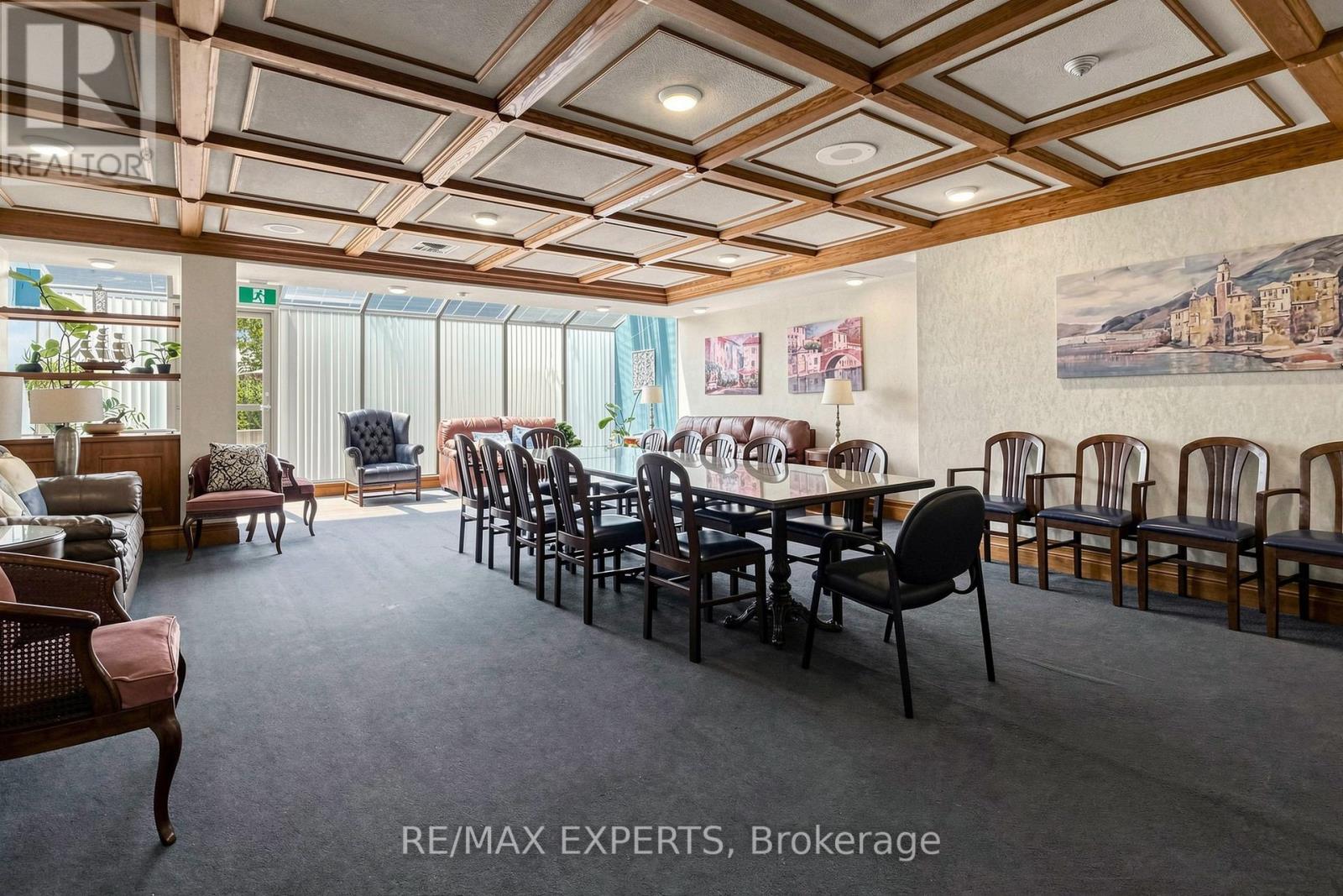 #909 1360 RATHBURN ROAD E - 37