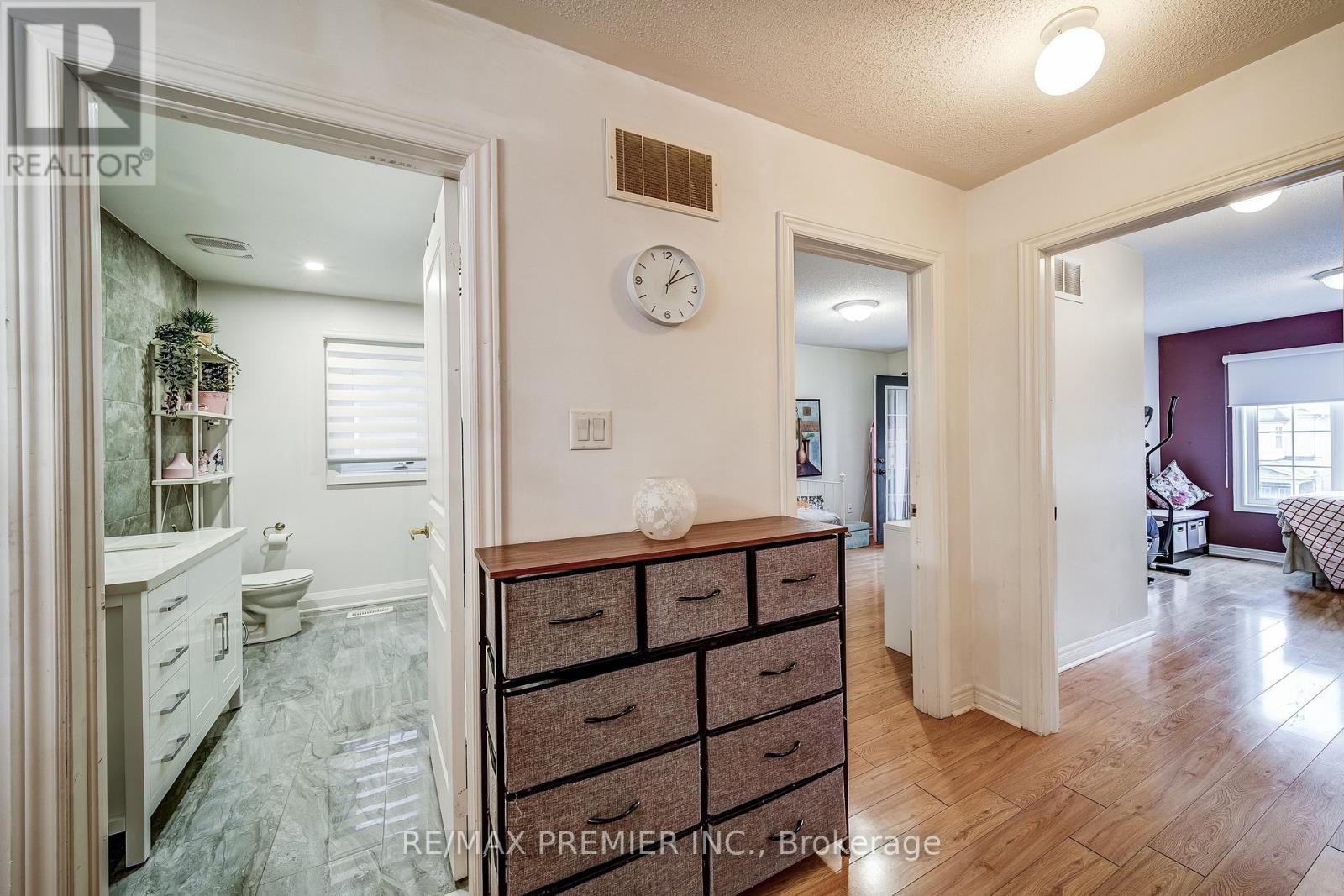 3067 DOYLE STREET - 23