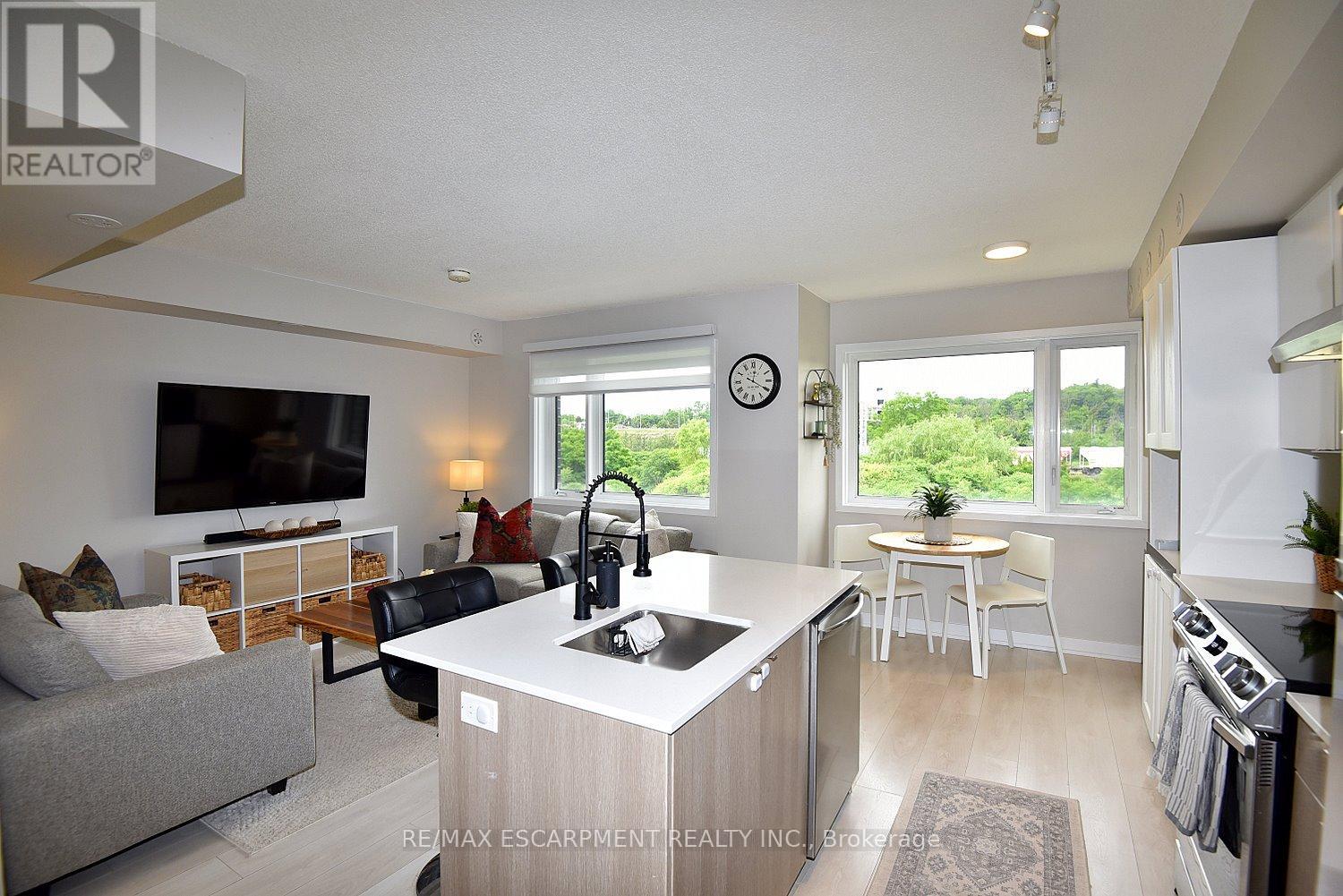 #112 1135 COOKE BOULEVARD - 11