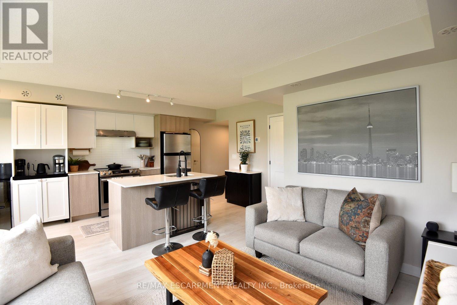 #112 1135 COOKE BOULEVARD - 5