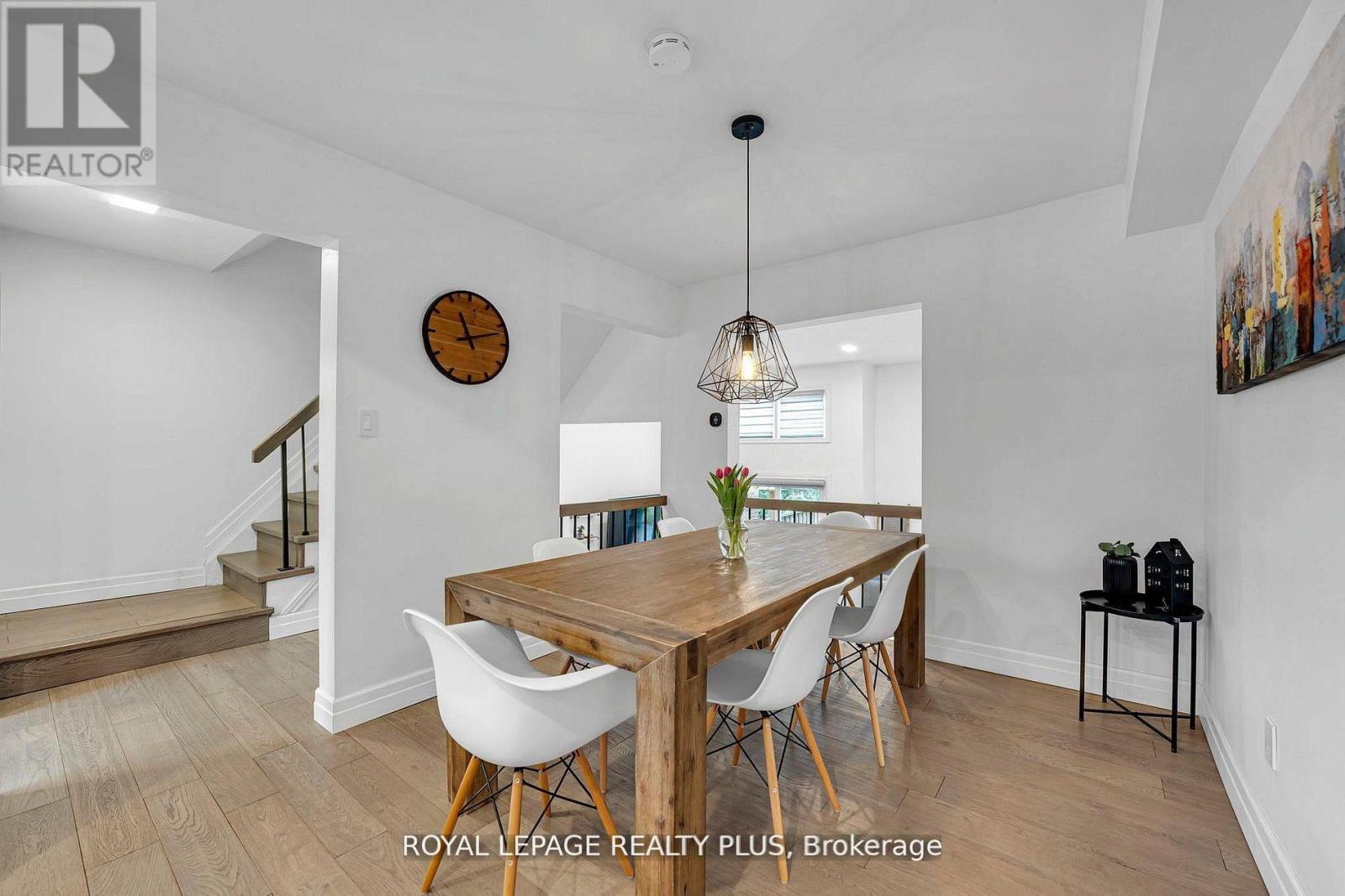 #20 1755 RATHBURN ROAD E - 21