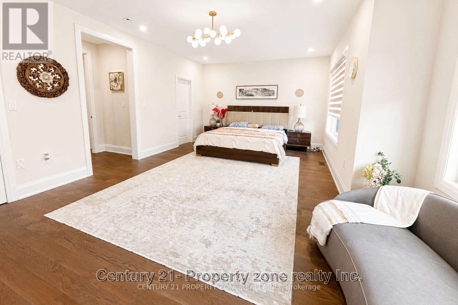 79 MEVIRA GARDENS - 20