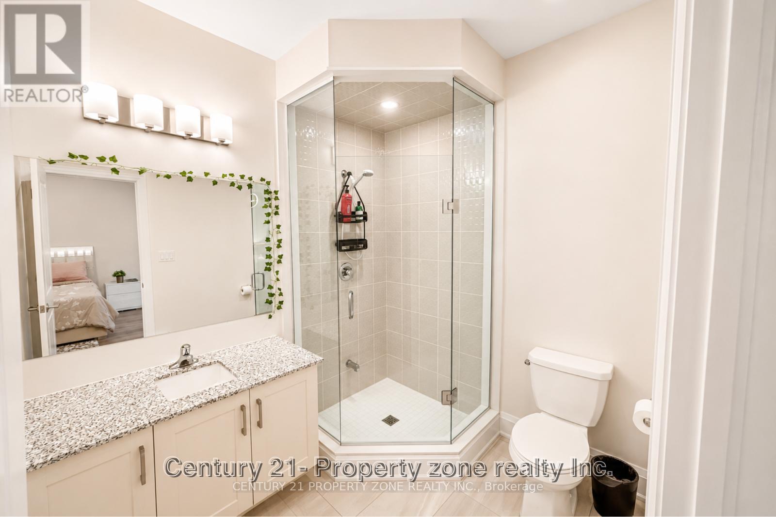 79 MEVIRA GARDENS - 31
