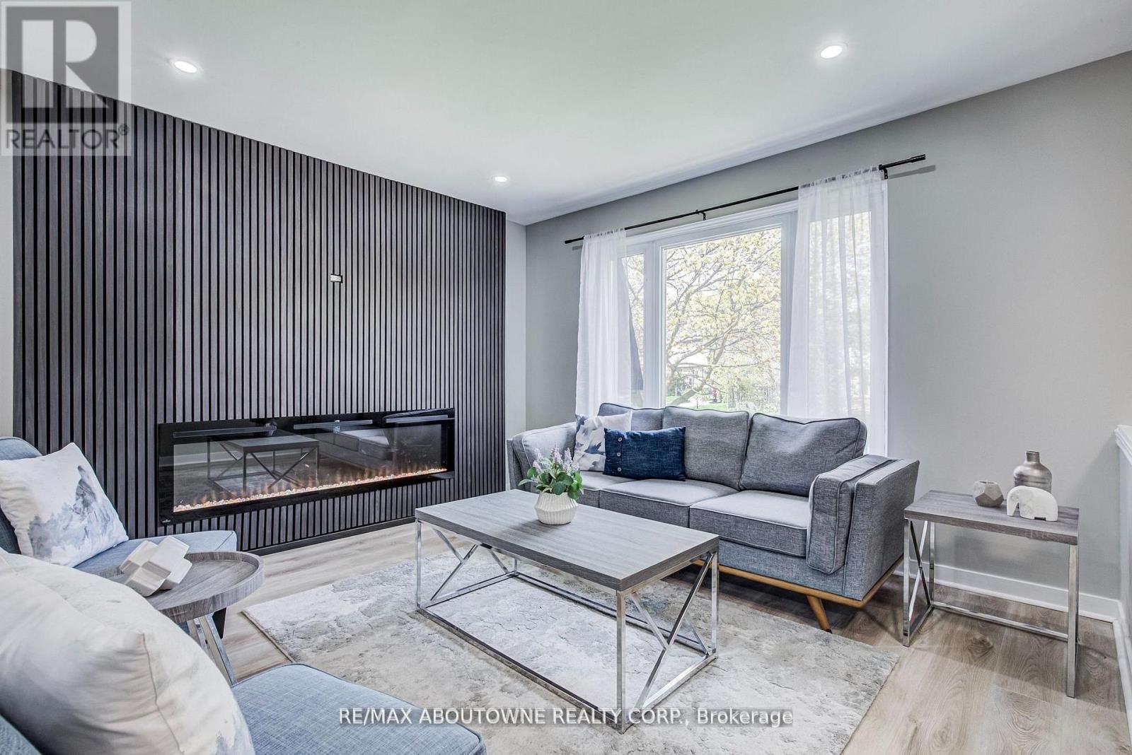 2367 MIDDLESMOOR CRESCENT - 6