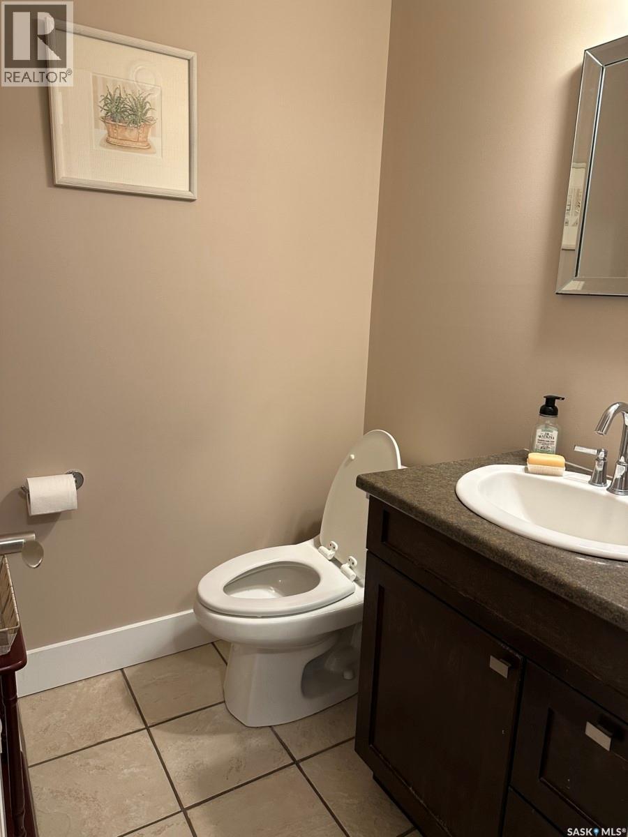 725 Centre STREET — photo 10