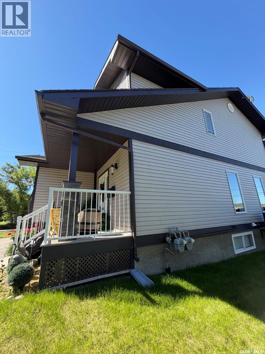 725 Centre STREET — photo 25