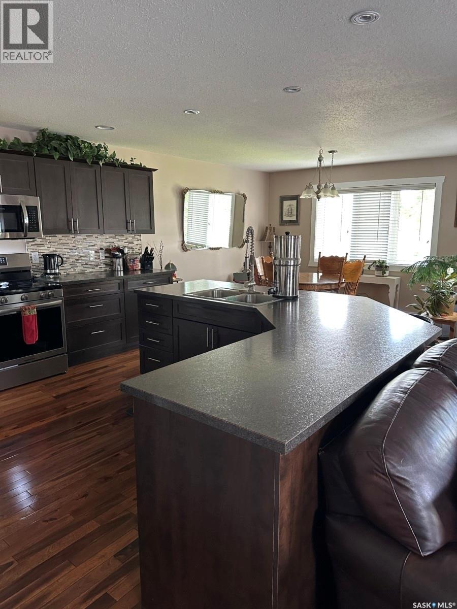 725 Centre STREET - photo 5