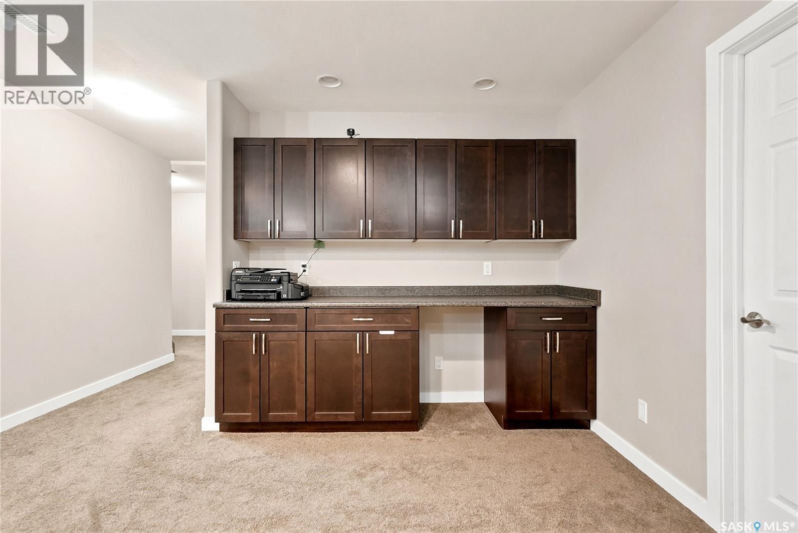 909 1015 Patrick CRESCENT — photo 31