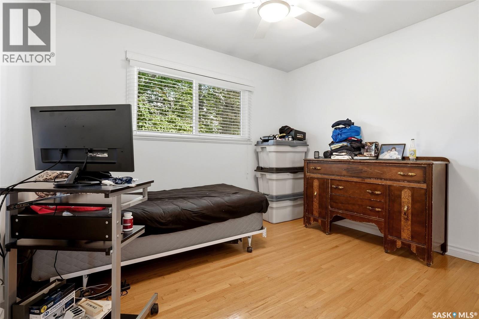 5 DARKE CRESCENT - 15