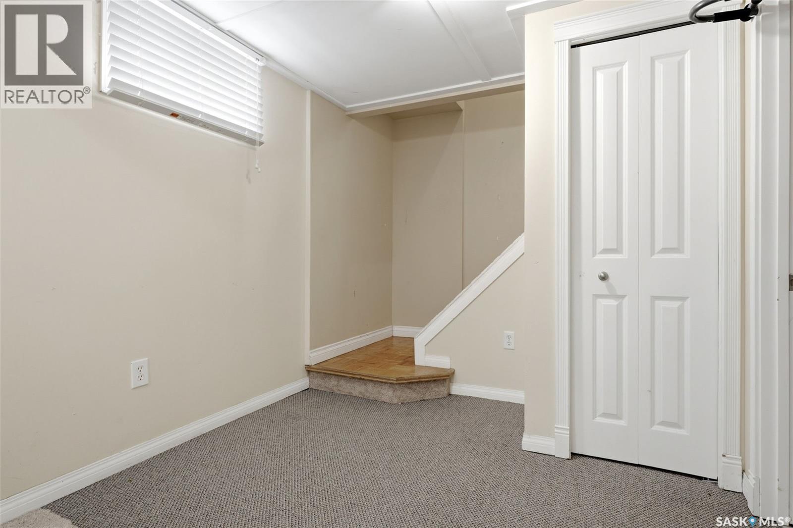 5 DARKE CRESCENT - 18