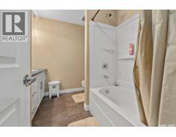 24 Cannington Mews, Regina, SK S4S5Z7 Photo 20