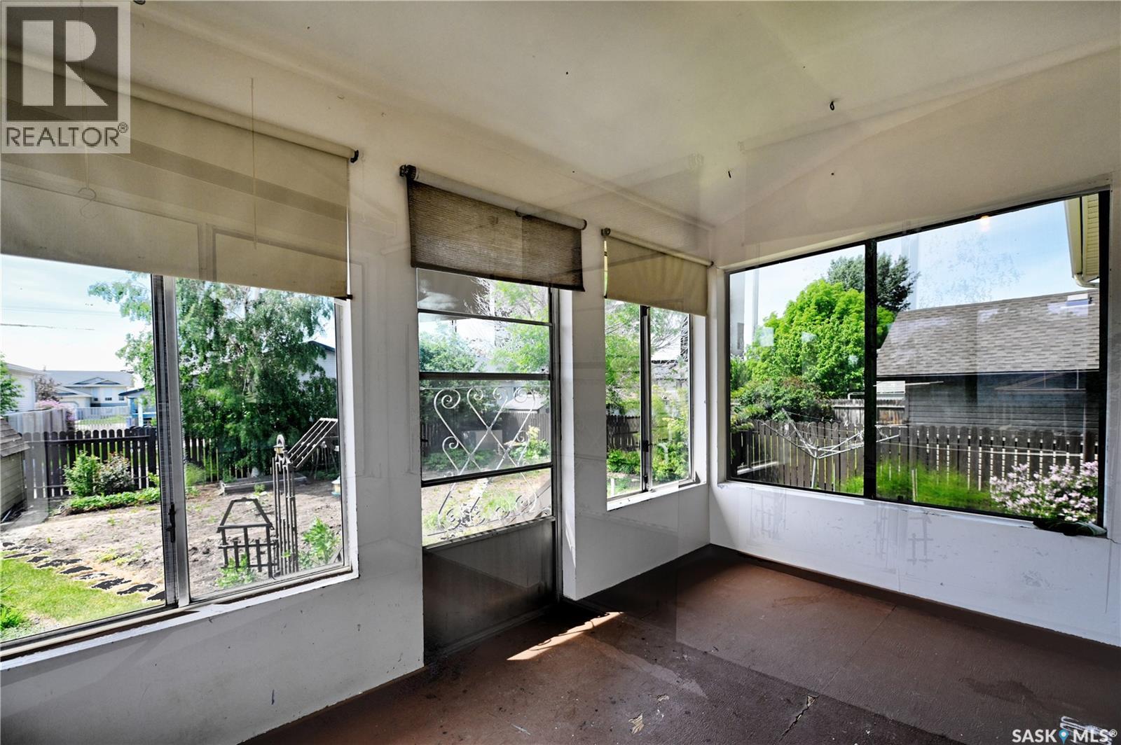 50 Robinson CRESCENT — photo 12