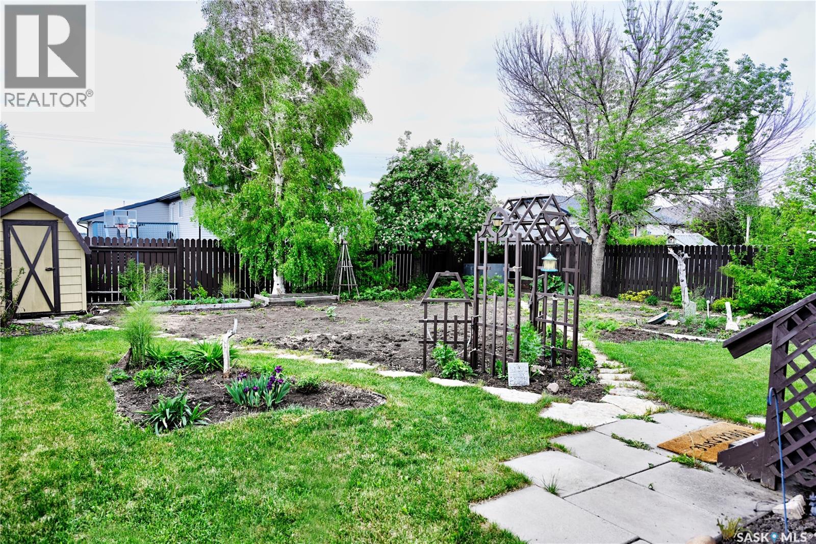 50 Robinson CRESCENT — photo 21