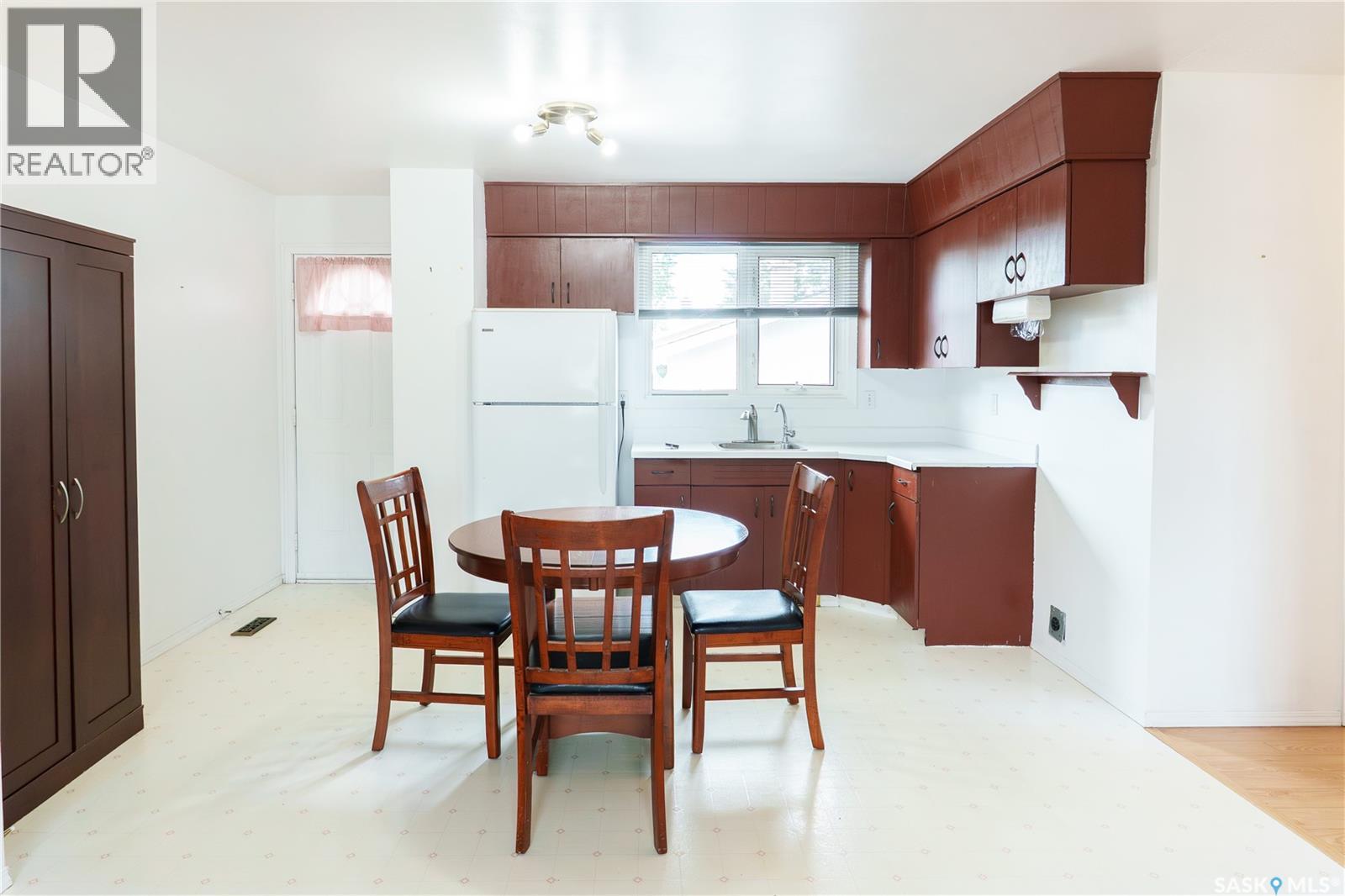 10 Roberts PLACE - photo 5