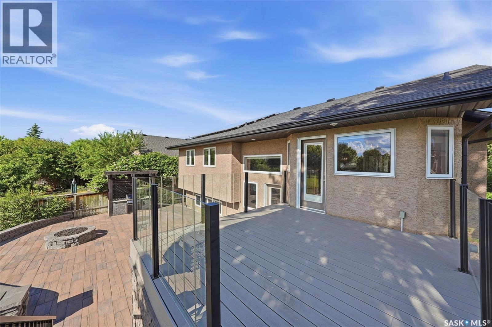 710 Wright CRESCENT — photo 34