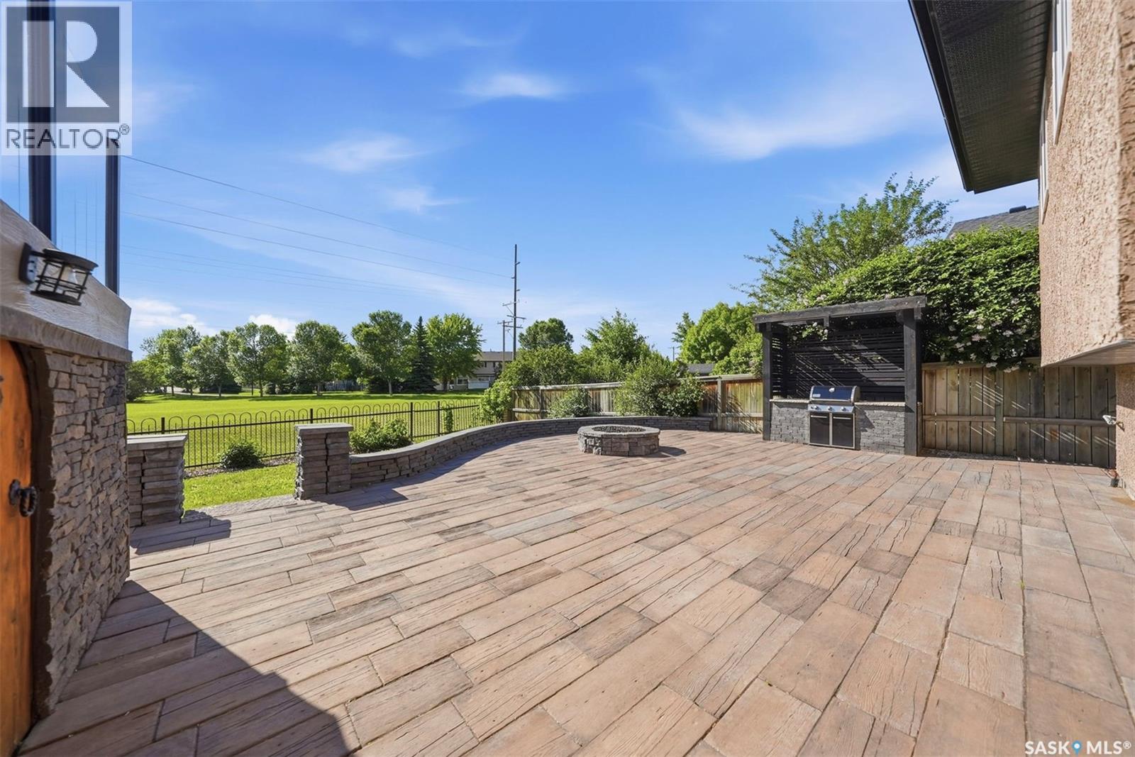 710 Wright CRESCENT — photo 37