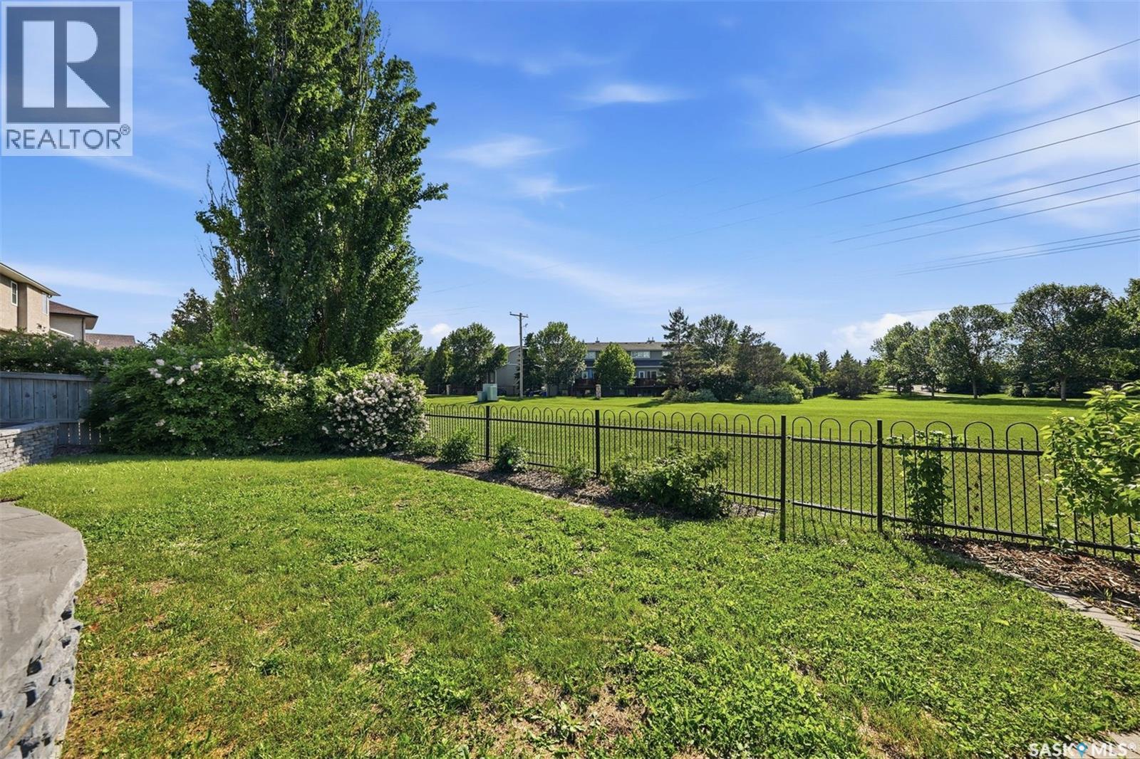 710 Wright CRESCENT — photo 44