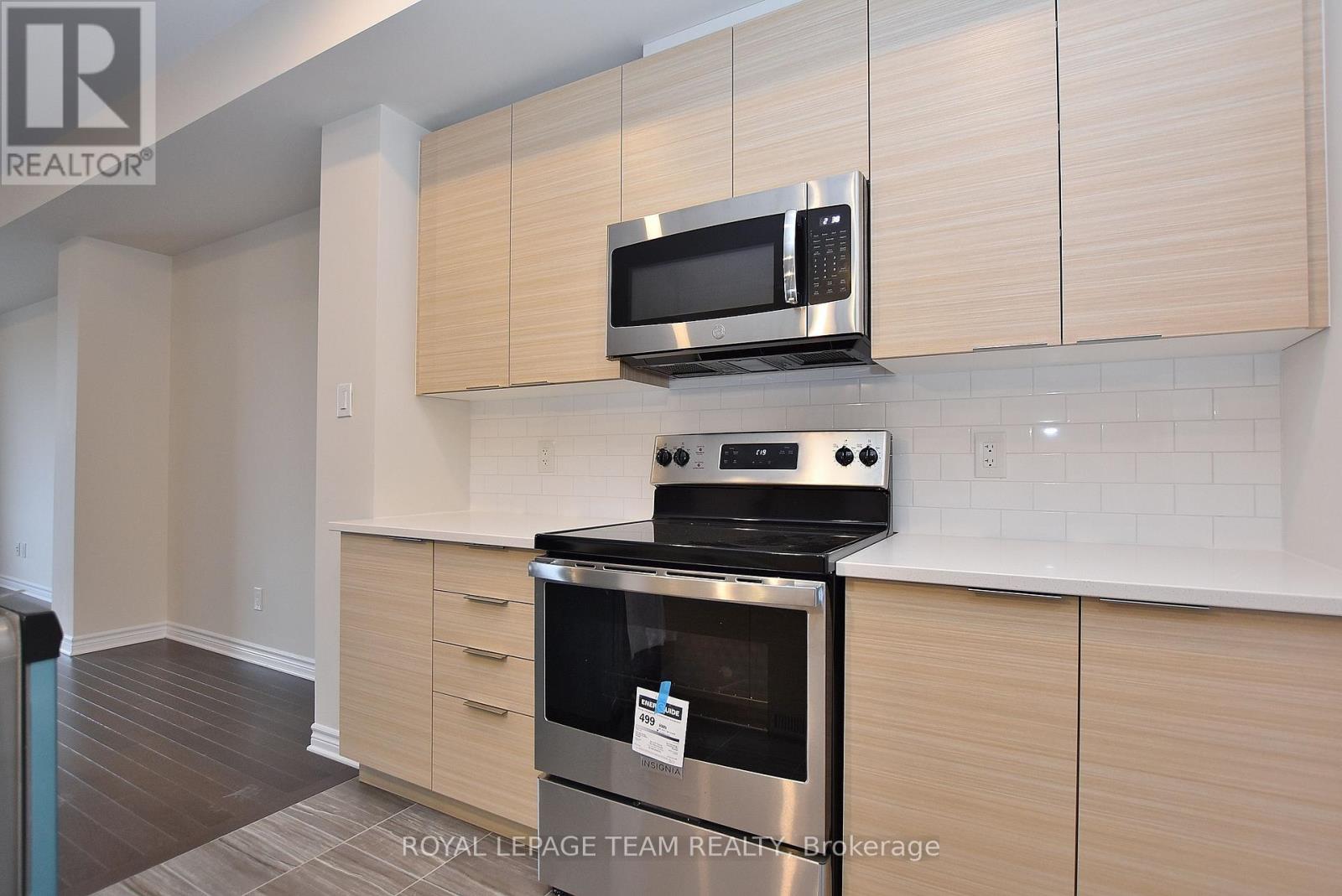 3 Bed, 3 Bath House for Rent in Ottawa – 30 ROOKIE CRESCENT, Ottawa – MLS# X13489996 - Image 12