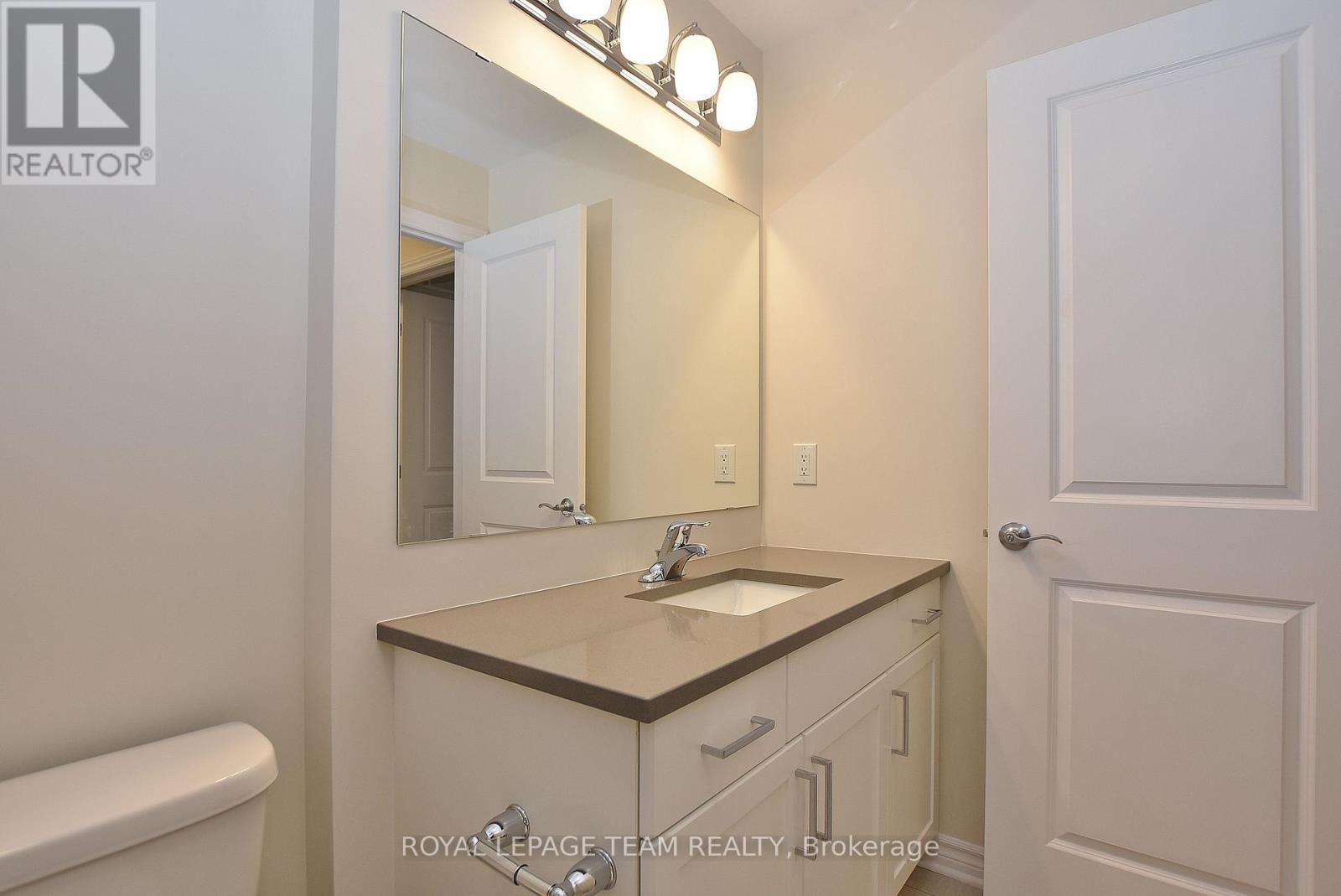 3 Bed, 3 Bath House for Rent in Ottawa – 30 ROOKIE CRESCENT, Ottawa – MLS# X13489996 - Image 22