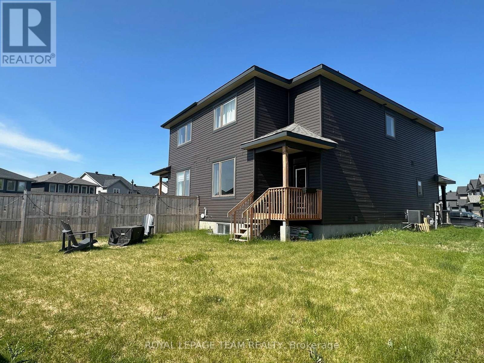 3 Bed, 3 Bath House for Rent in Ottawa – 30 ROOKIE CRESCENT, Ottawa – MLS# X13489996 - Image 31