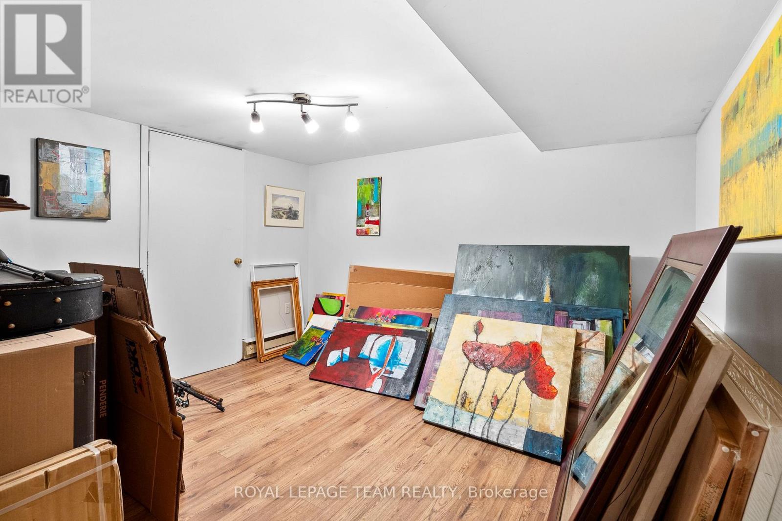 3 Bed, 2 Bath House for Sale in Ottawa – 421 GREENWOOD AVENUE, Ottawa – MLS# X13490018 - Image 26