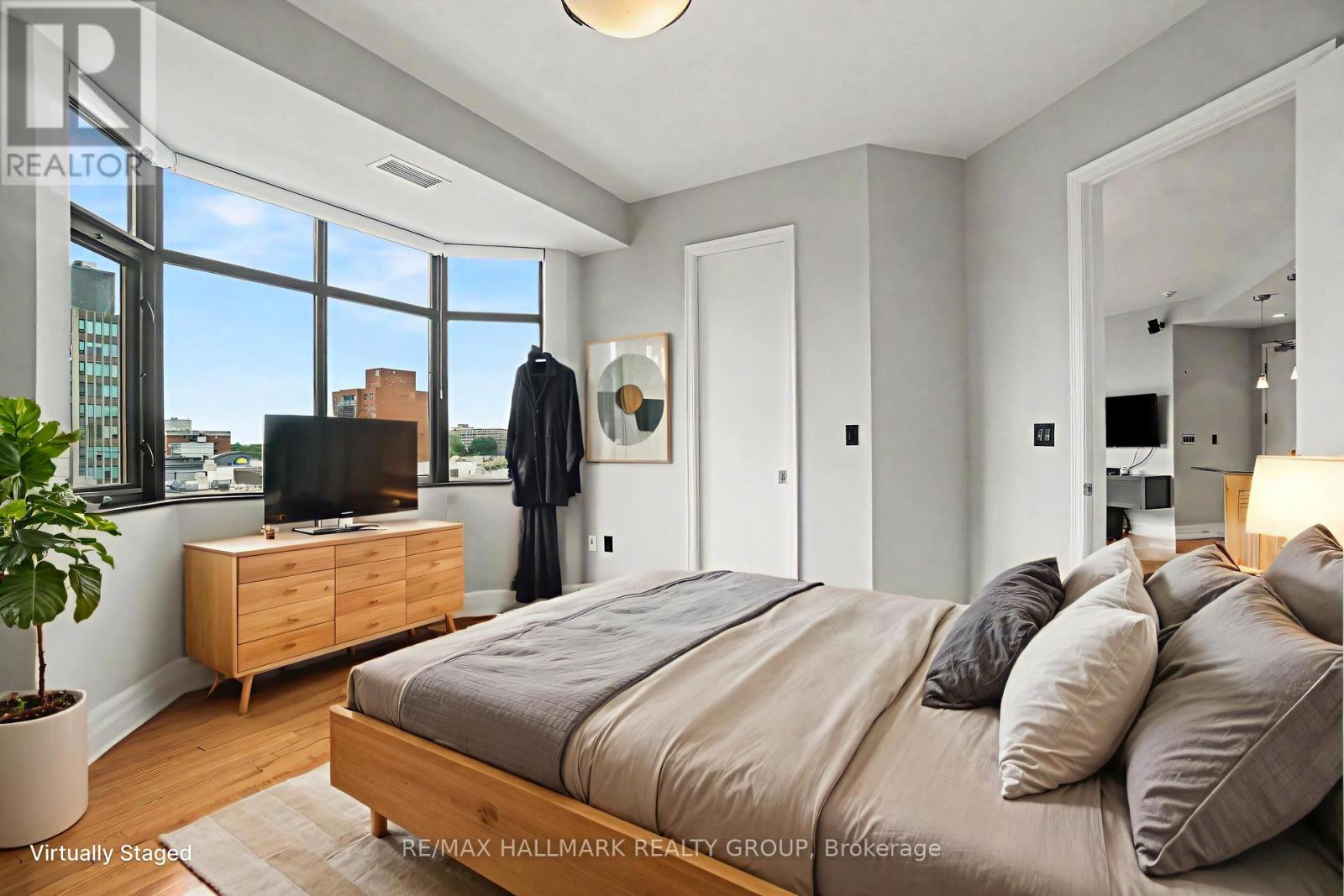 #408 260 BESSERER STREET - 10