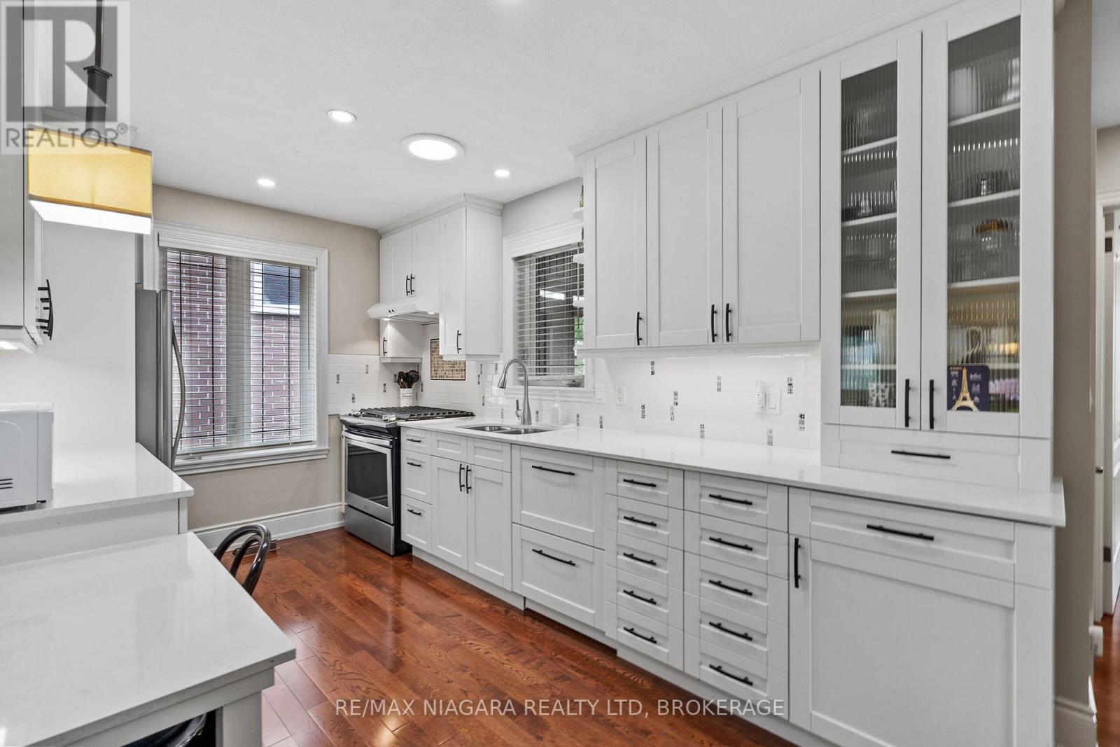 31 HILLCREST ROAD - Image 12