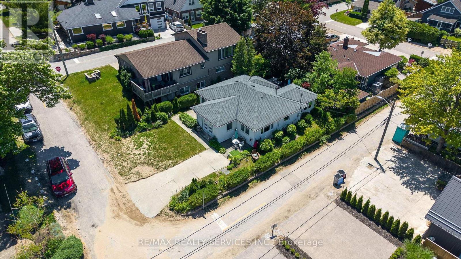 70 OAK STREET - 4