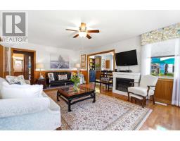 70 Oak Street, Lambton Shores, ON N0M1T0 Photo 12