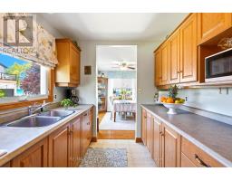 70 Oak Street, Lambton Shores, ON N0M1T0 Photo 20