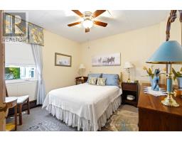 70 Oak Street, Lambton Shores, ON N0M1T0 Photo 27