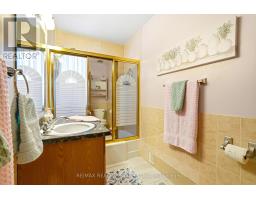 70 Oak Street, Lambton Shores, ON N0M1T0 Photo 29