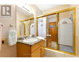 70 Oak Street, Lambton Shores, ON N0M1T0 Photo 30