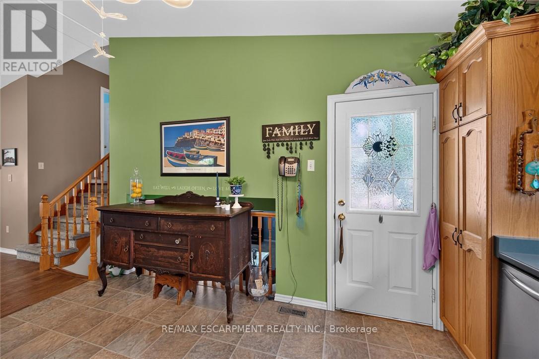 64 CALEDONIA AVENUE - 14
