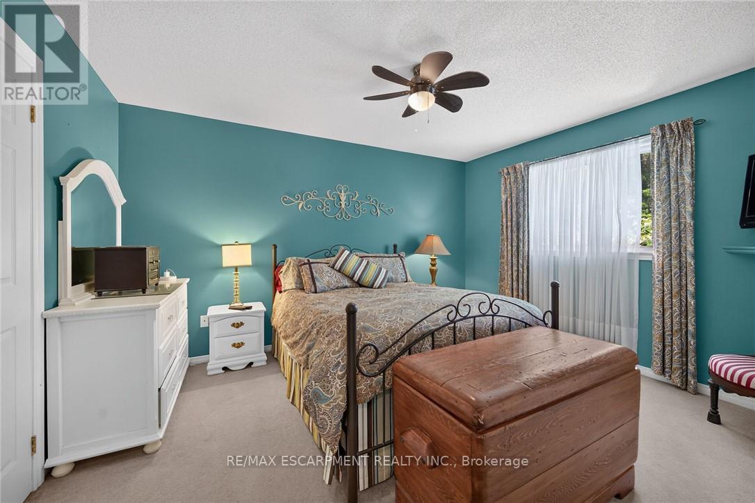 64 CALEDONIA AVENUE - 17
