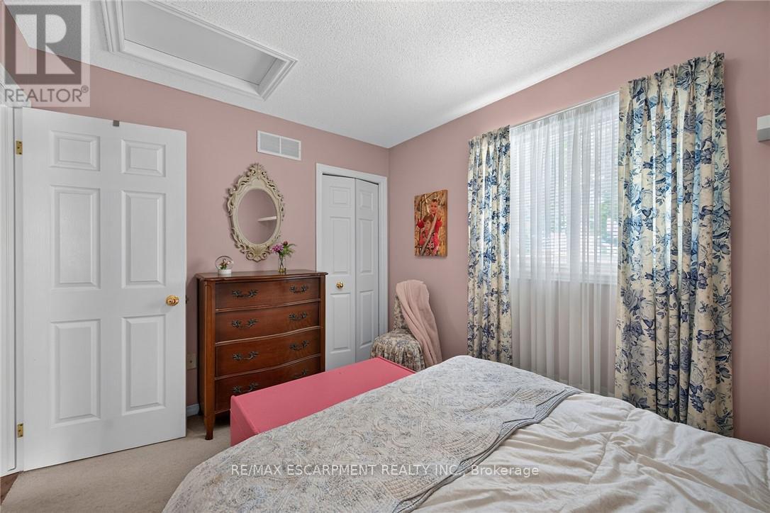 64 CALEDONIA AVENUE - 21