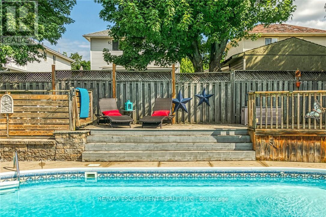 64 CALEDONIA AVENUE - 36