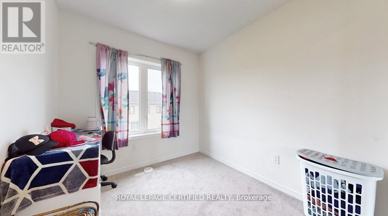 65 HOLDER DRIVE - 24