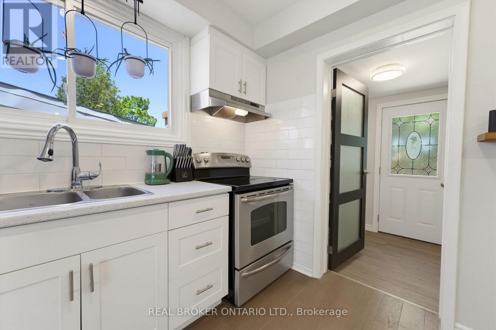 93 PATTERSON STREET - 9