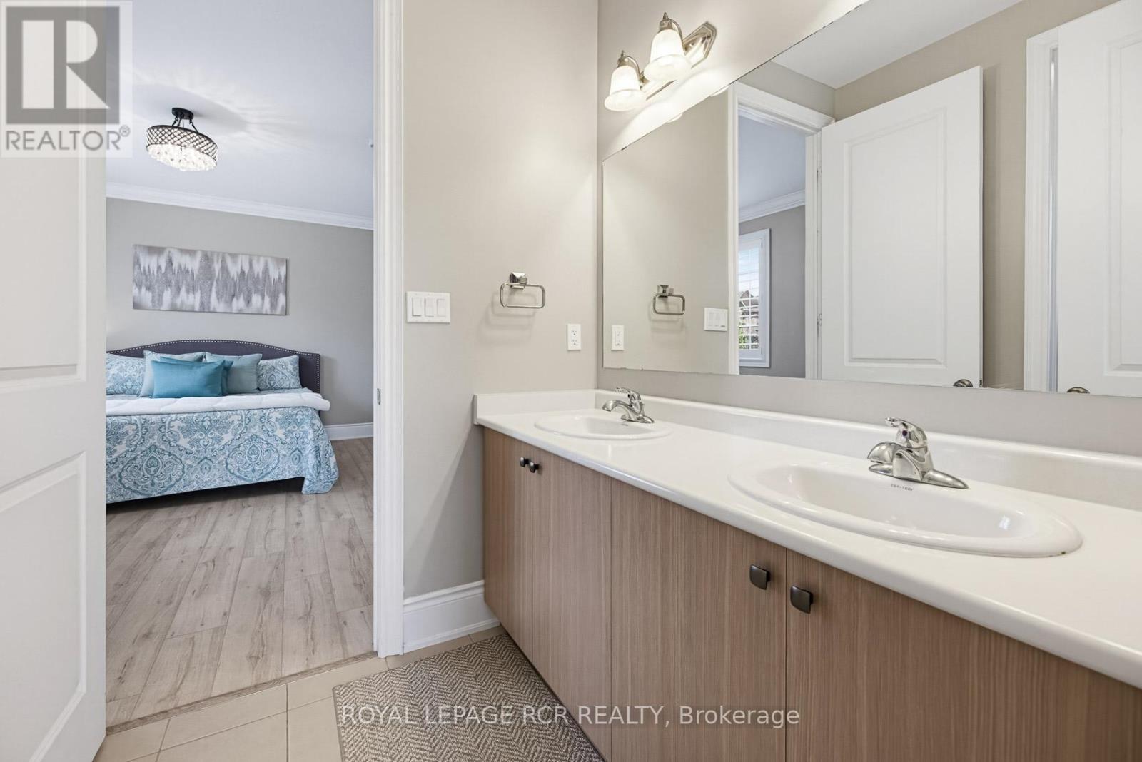 19 SKELTON STREET - 12